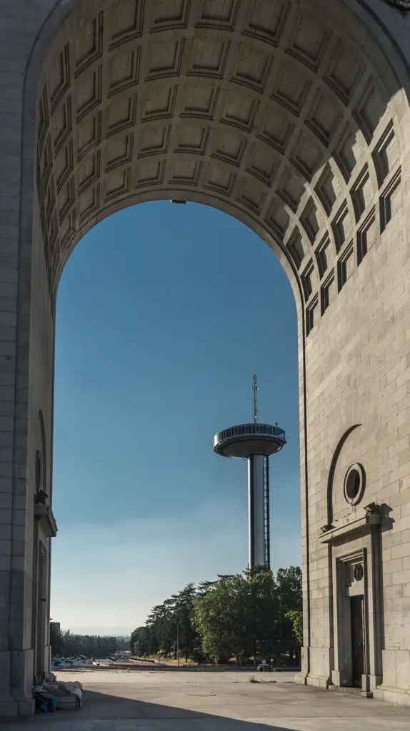 Faro de Moncloa