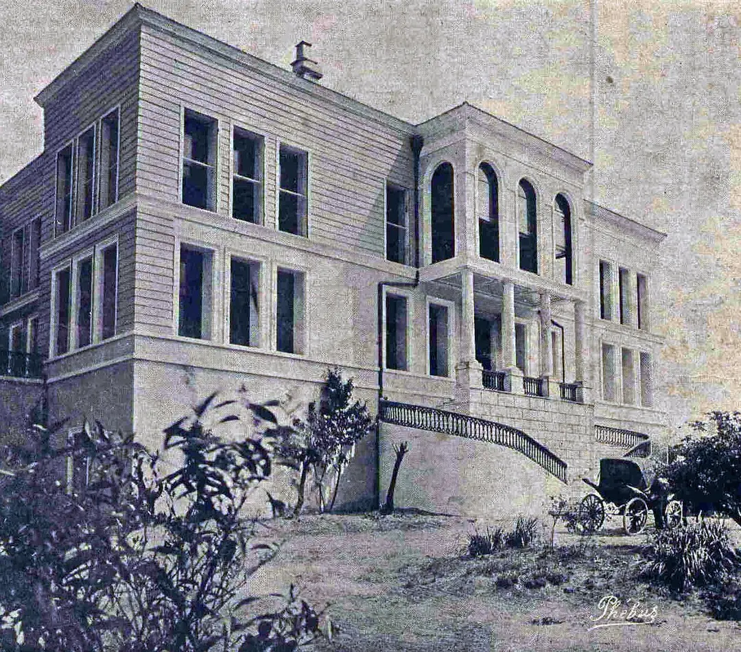 Adile Sultan Sarayı