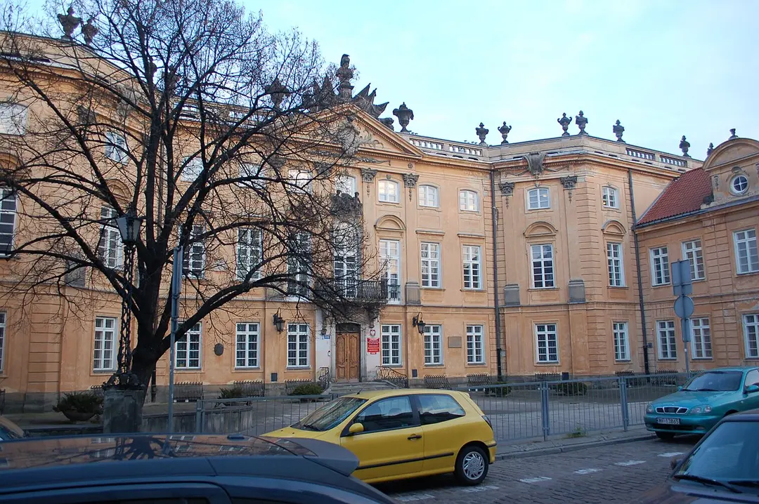 Pałac Sapiehów