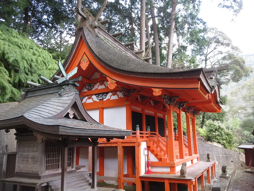 Ten-jinja Shrine