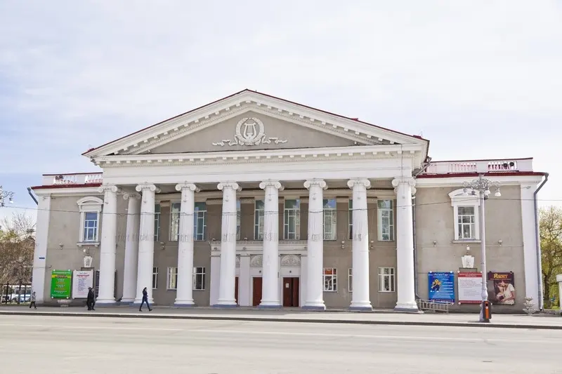 Курганский государственный театр драмы