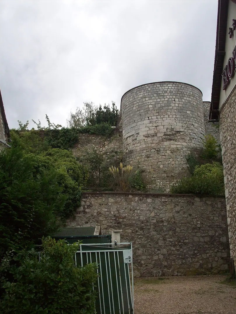 Tour Louise