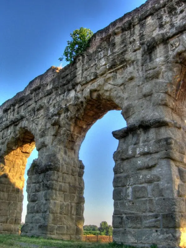 Aqueduct of Claudius