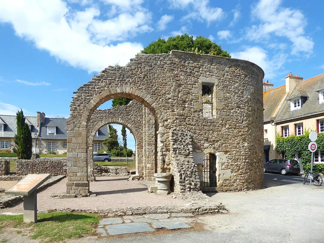 Cathédrale Saint-Pierre d'Aleth