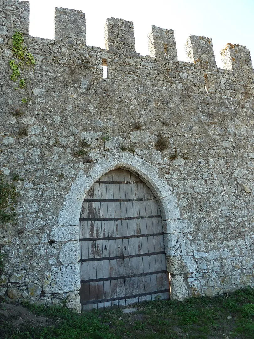 Castelo de Montemor
