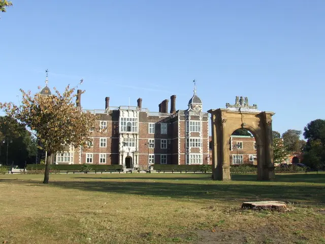 Charlton House