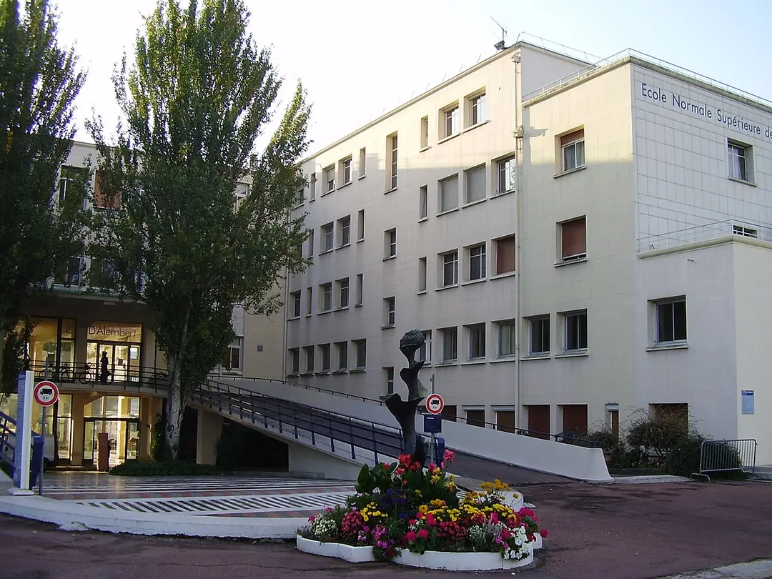 Amphithéâtre Alain Aspect