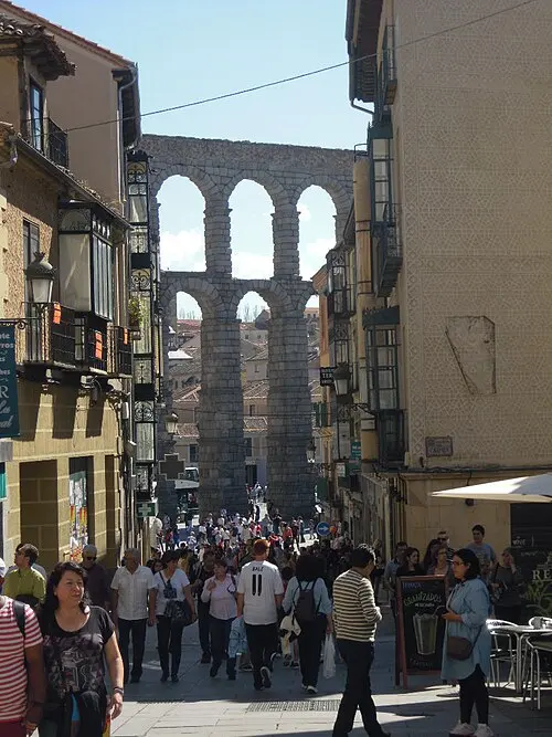 Azud del acueducto romano de Segovia