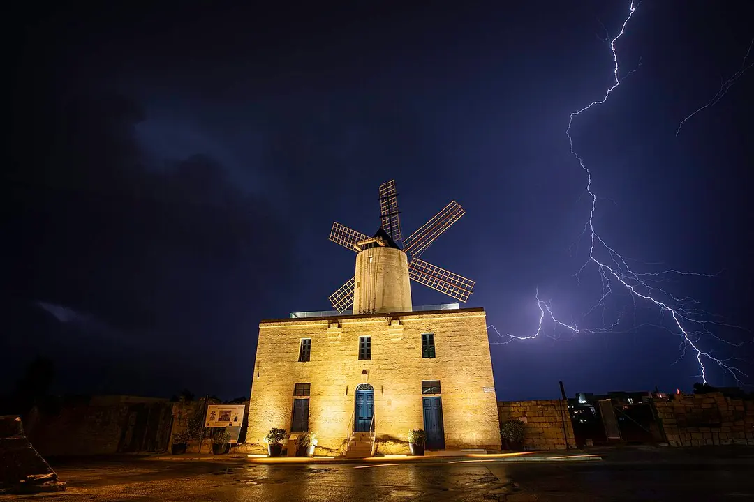 Il-Mitħna tal-Għaqba