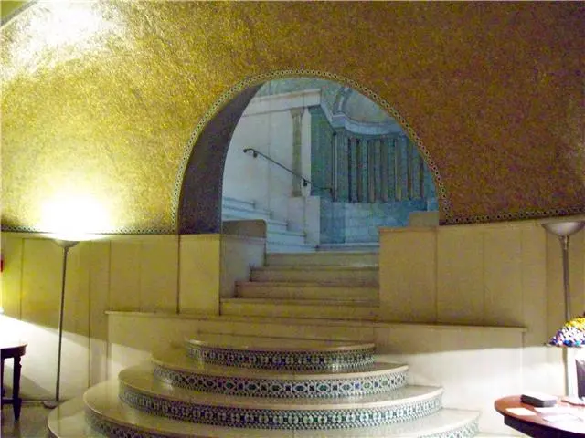 Ayer Mansion