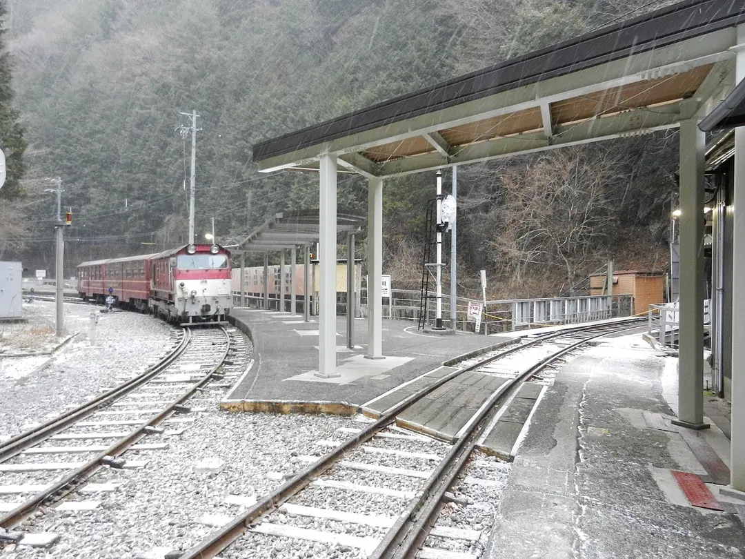 Bahnhof Ikawa