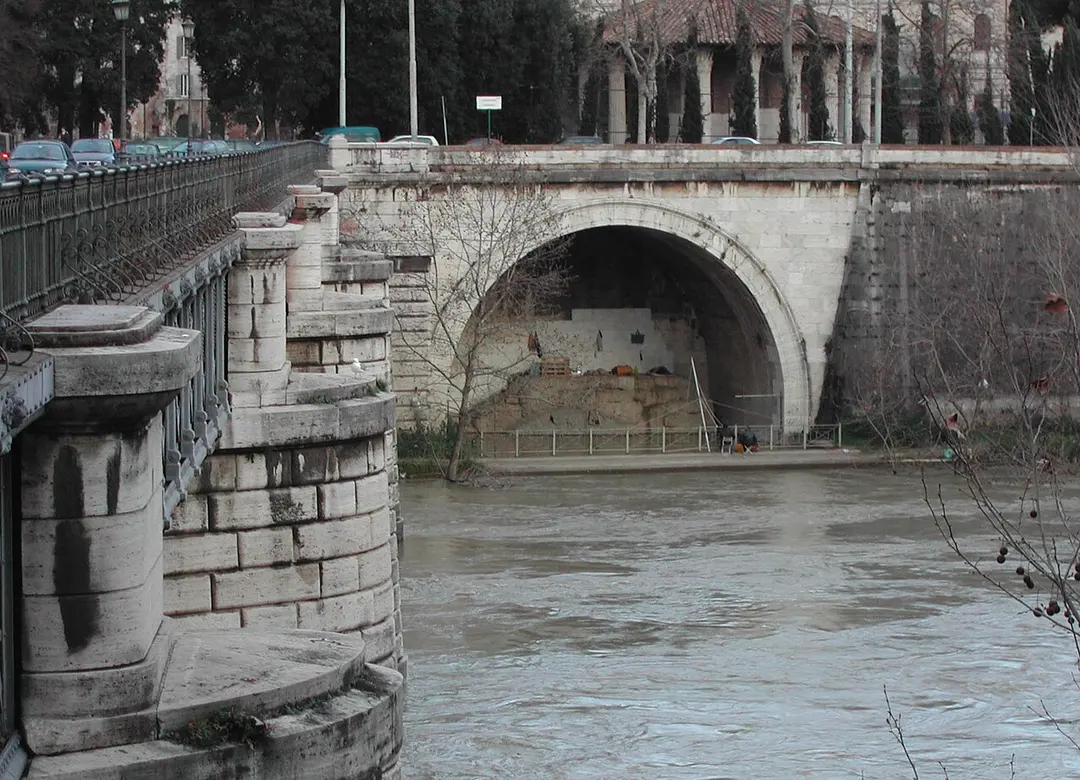 Ponte Palatino