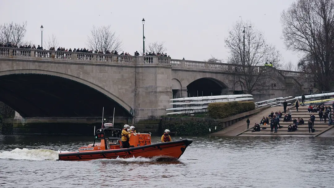 Chiswick Bridge