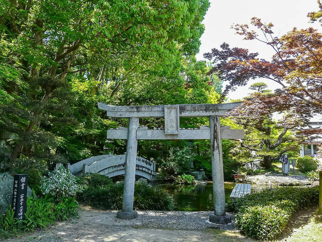06 Anrakuji