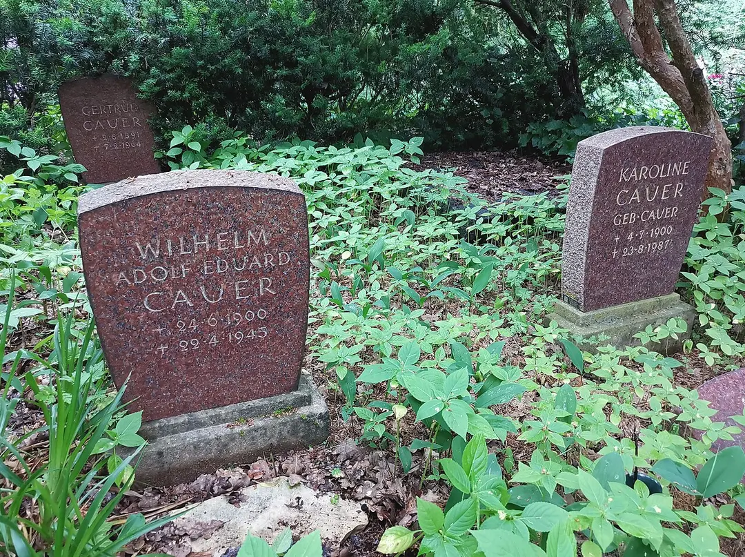 Luisenfriedhof III