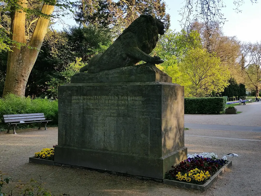 Achtziger-Denkmal