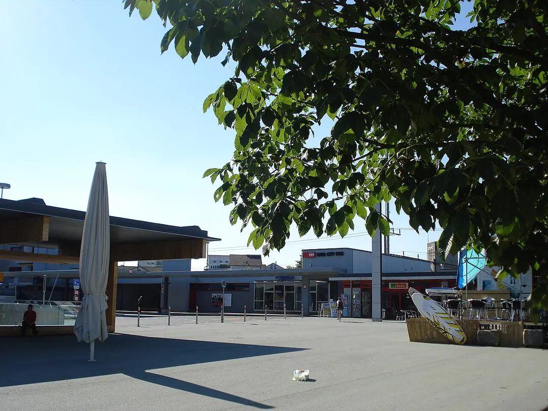 Rotkreuz railway station