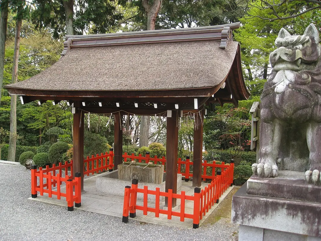 建勲神社