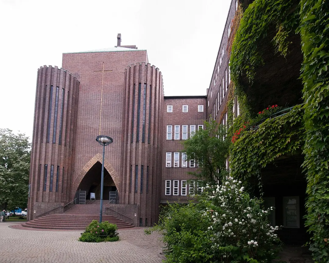 Kirche am Hohenzollernplatz