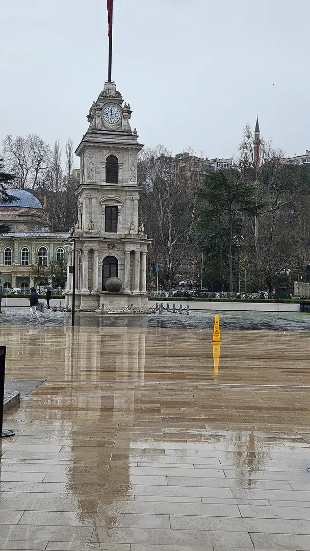 Tophane Saat Kulesi