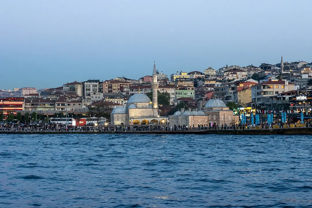 Şemsi Paşa Camii