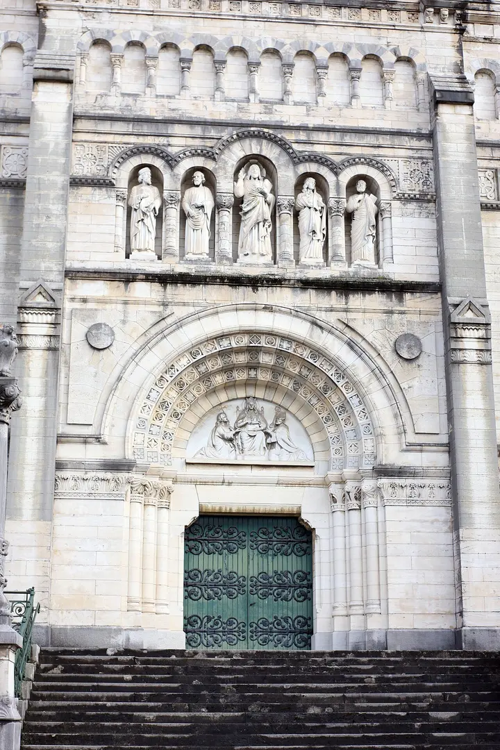 Basilika St-Ferjeux