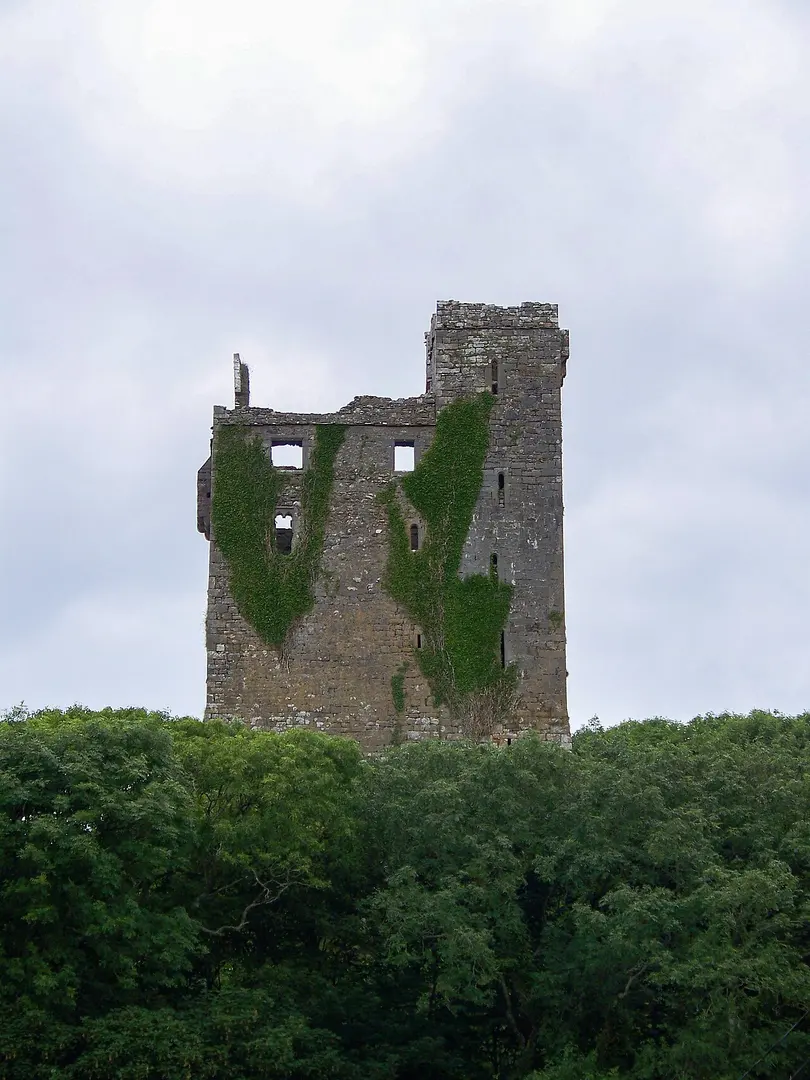 Ballinalacken Castle