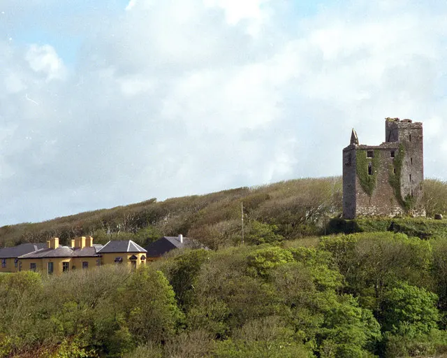 Ballinalacken Castle