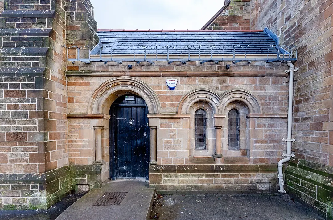 Queen's Park Baptist Church