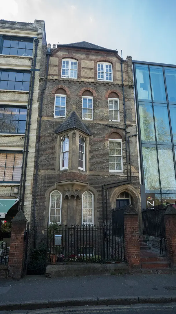 Hoxton Square