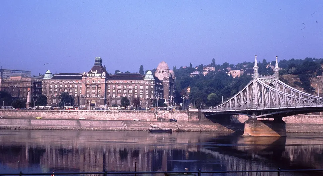 Freiheitsbrücke