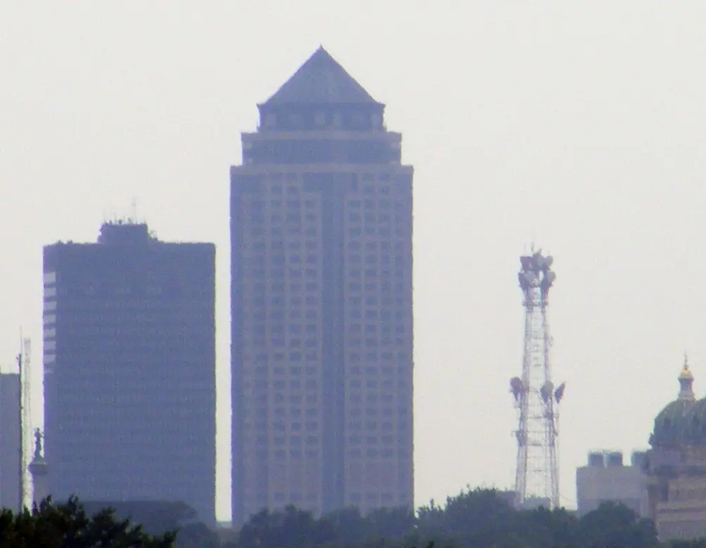 801 Grand