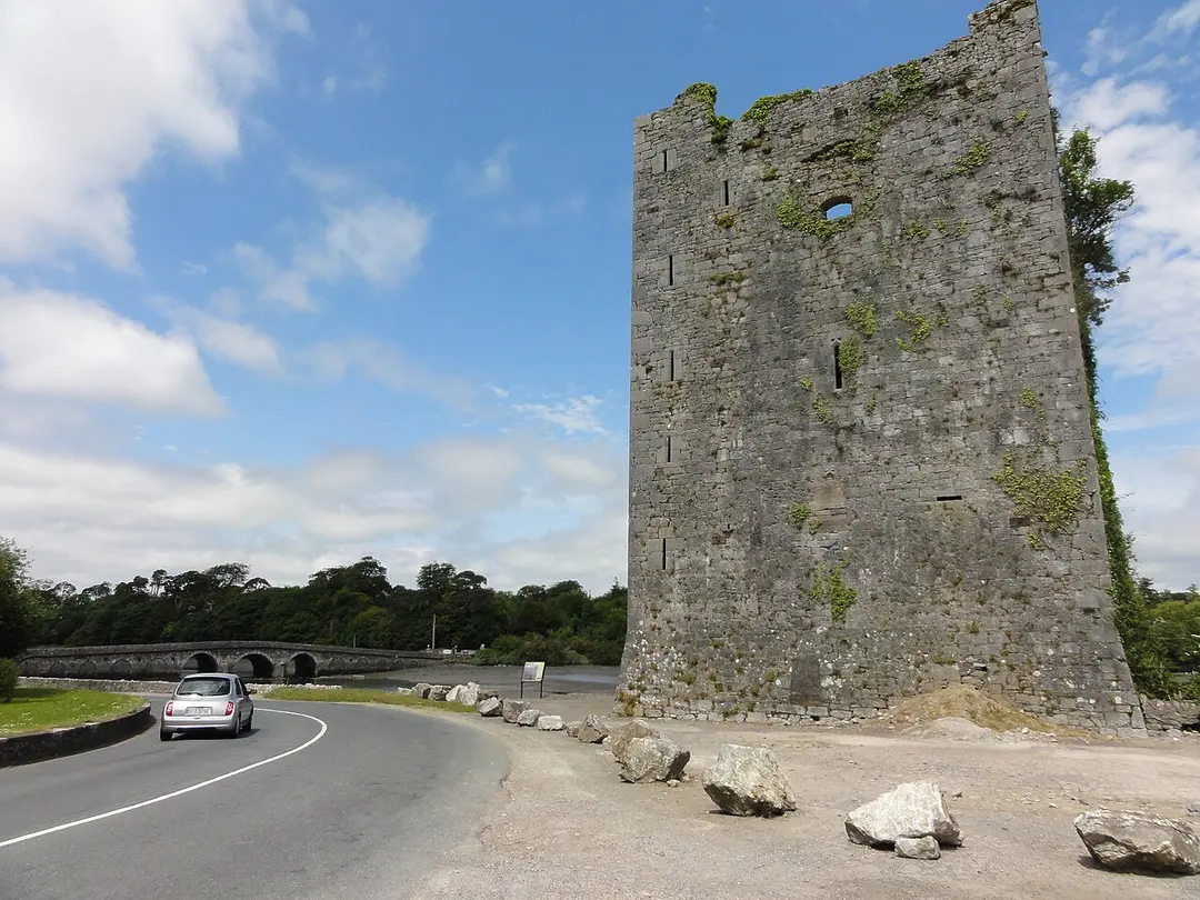 Belvelly Castle
