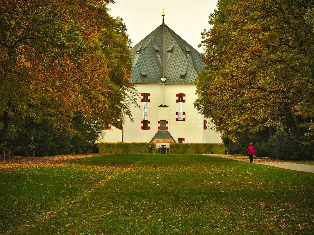 Lustschloss Stern (Letohrádek Hvězda)