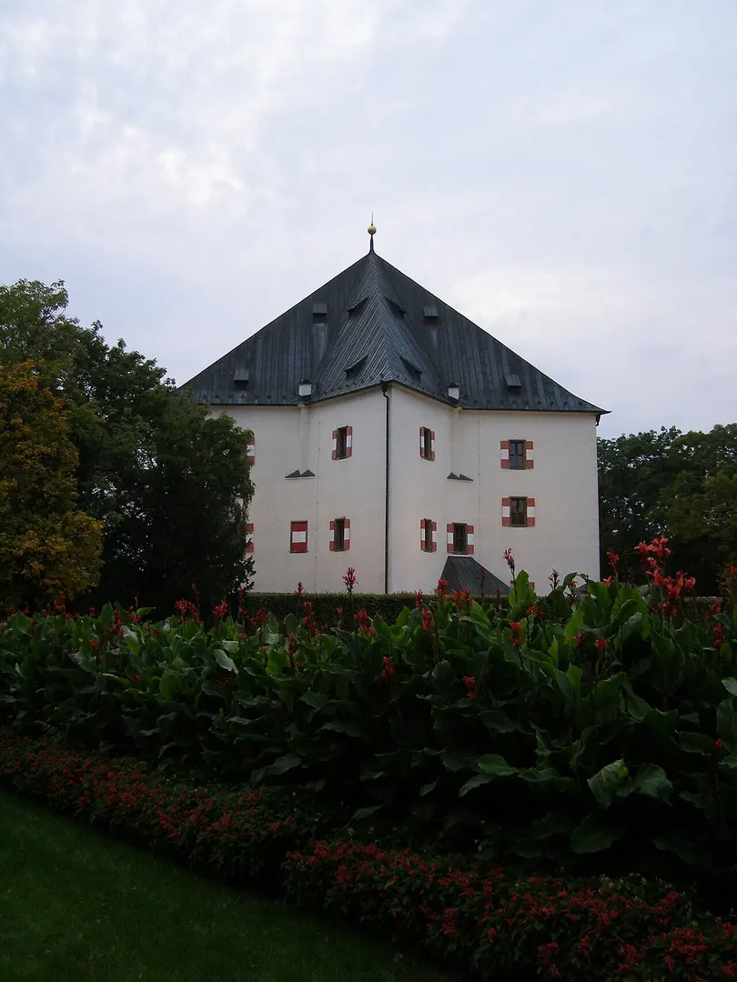 Lustschloss Stern (Letohrádek Hvězda)