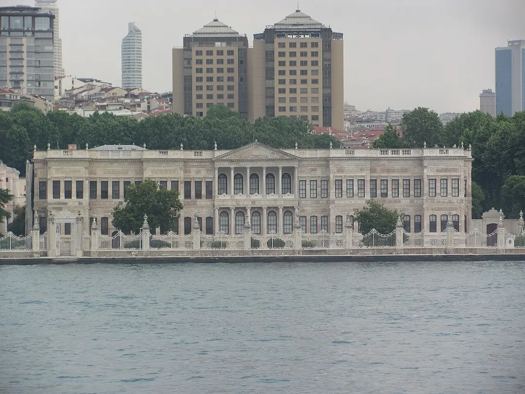 National Palaces Painting Museum