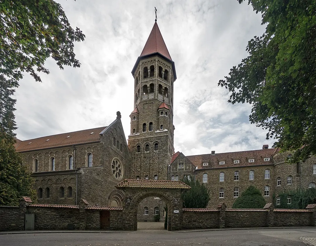 Benediktinerabtei St. Mauritius und St. Maurus