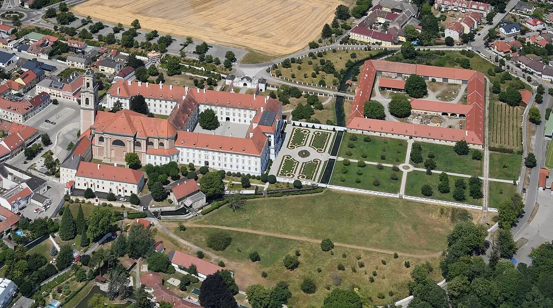 Augustinerchorherrenstift Herzogenburg, zeitweise Doppelstift, Österreich