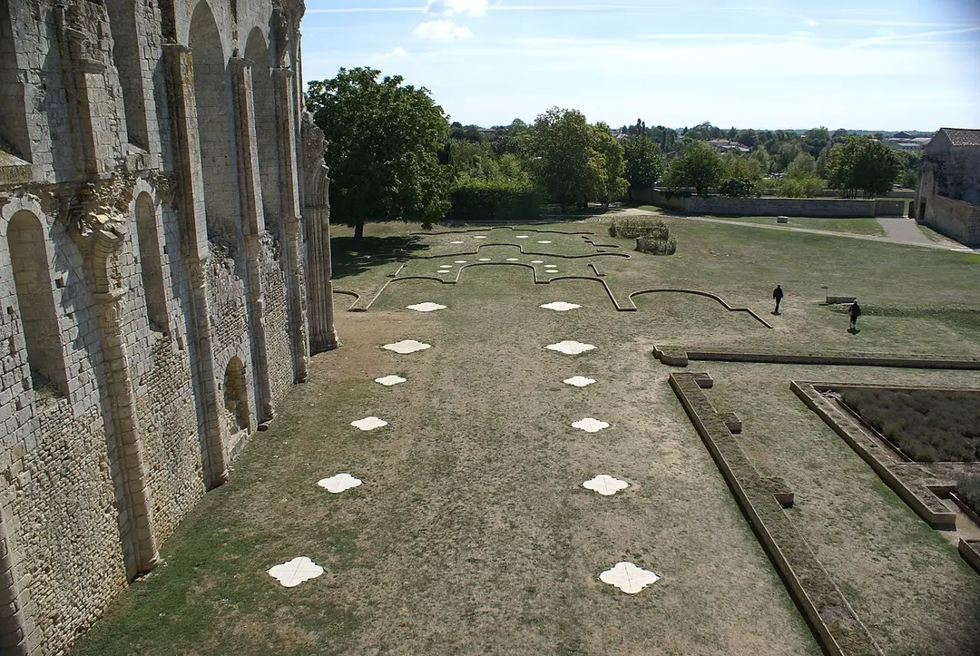 Abbaye Saint-Pierre-de-Maillezais
