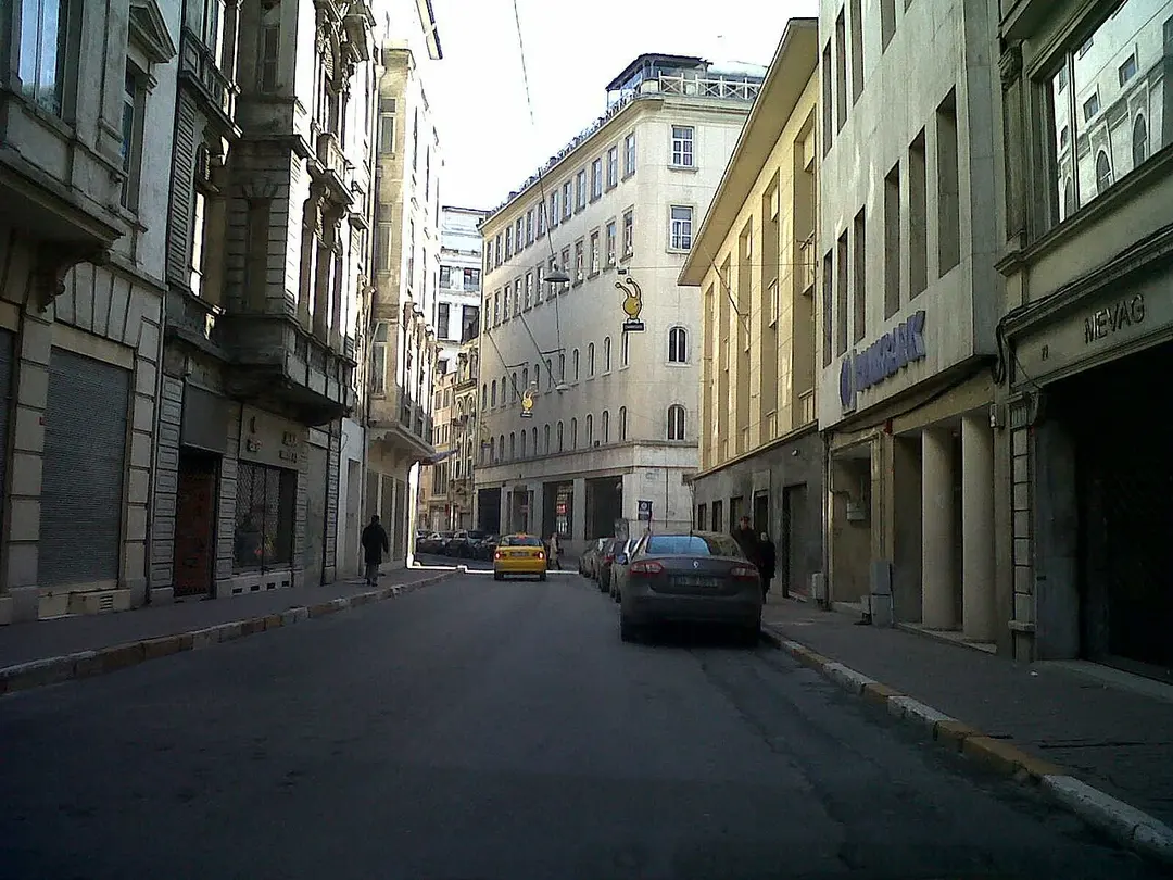 Bankalar Caddesi