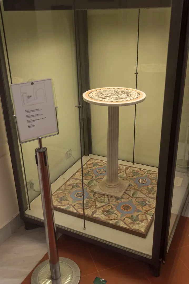House of Greek epigrams