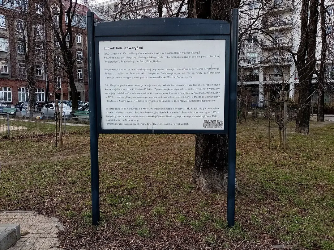 Ludwik Waryński monument in Warsaw