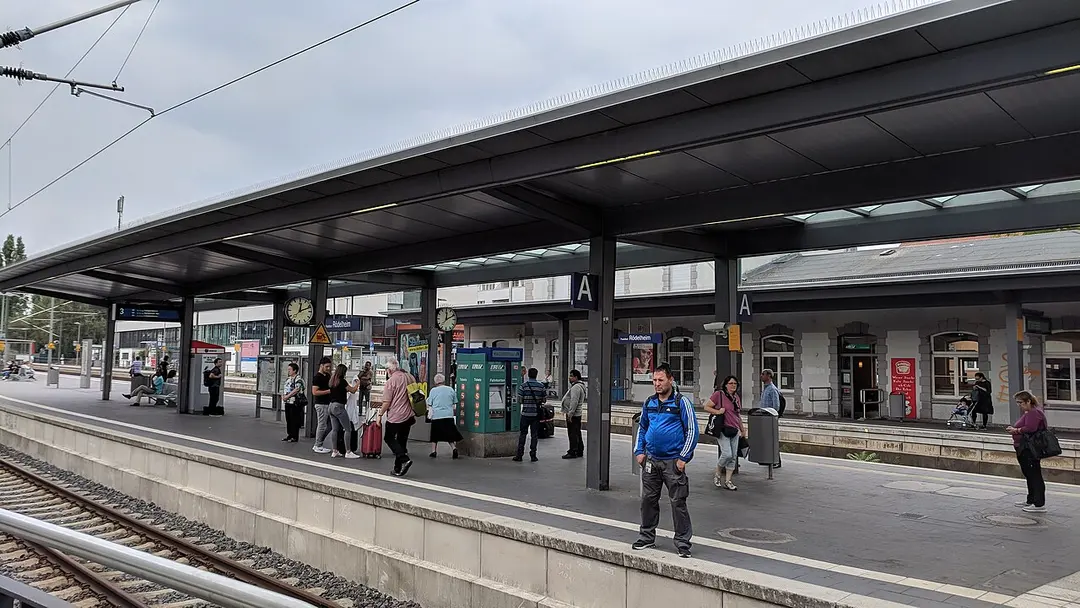 Bahnhof Frankfurt-Rödelheim