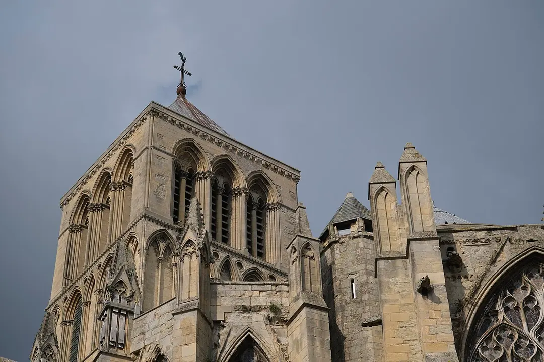 Abbatiale de la Sainte-Trinité
