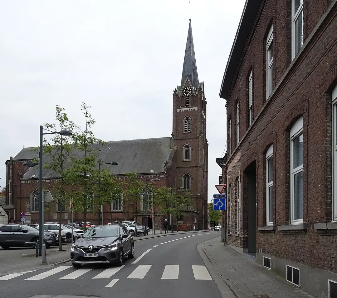 Église Saint-Amand de Luingne