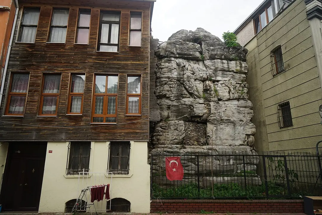 Arkadyos Sütunu