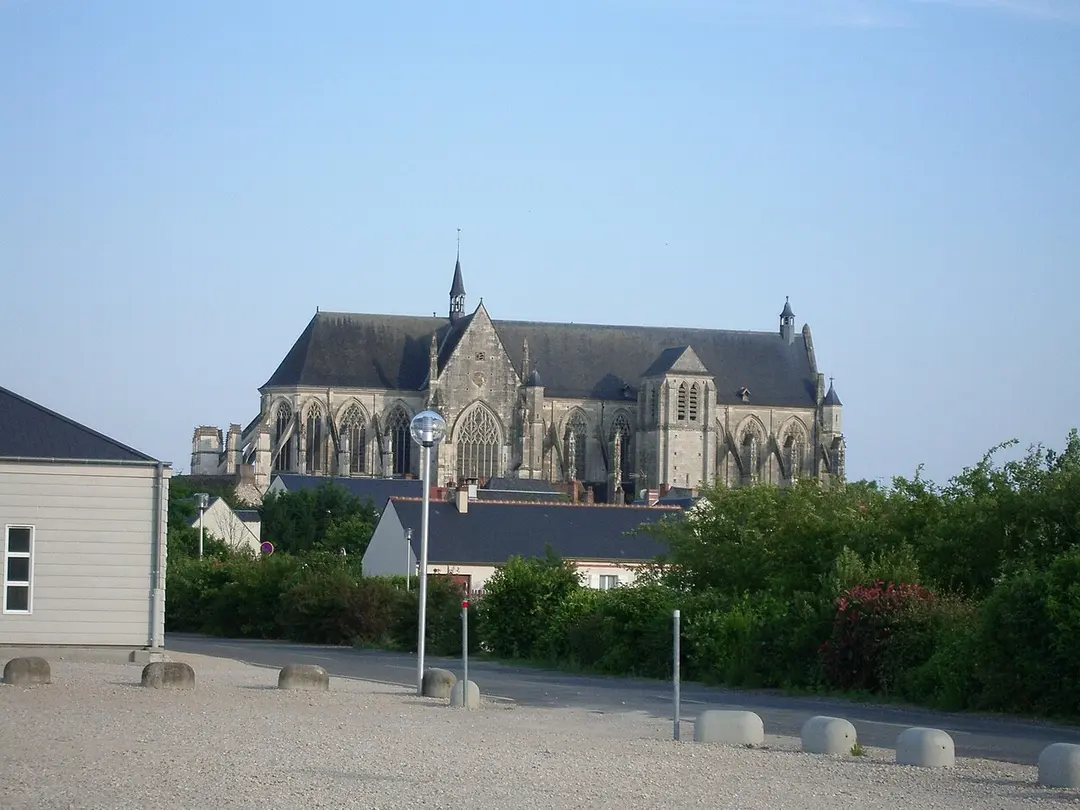 Basilique royale Notre-Dame-de-Cléry