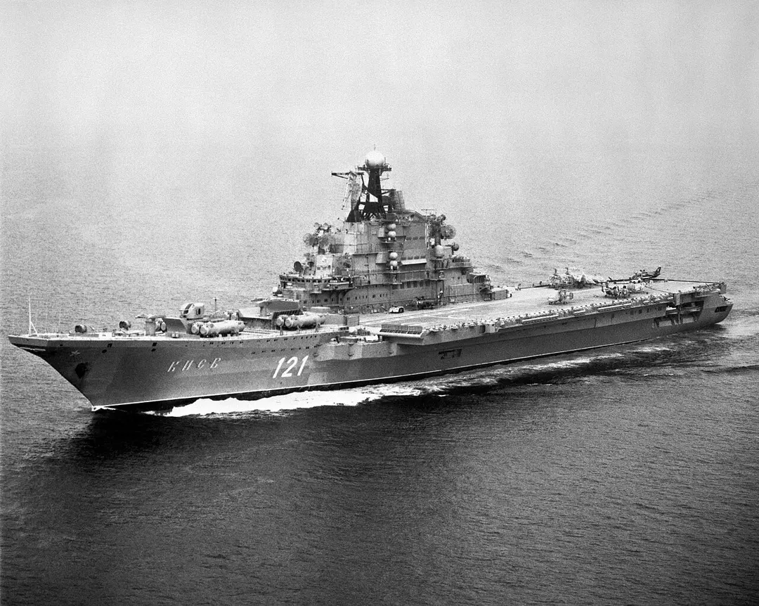 Як-38