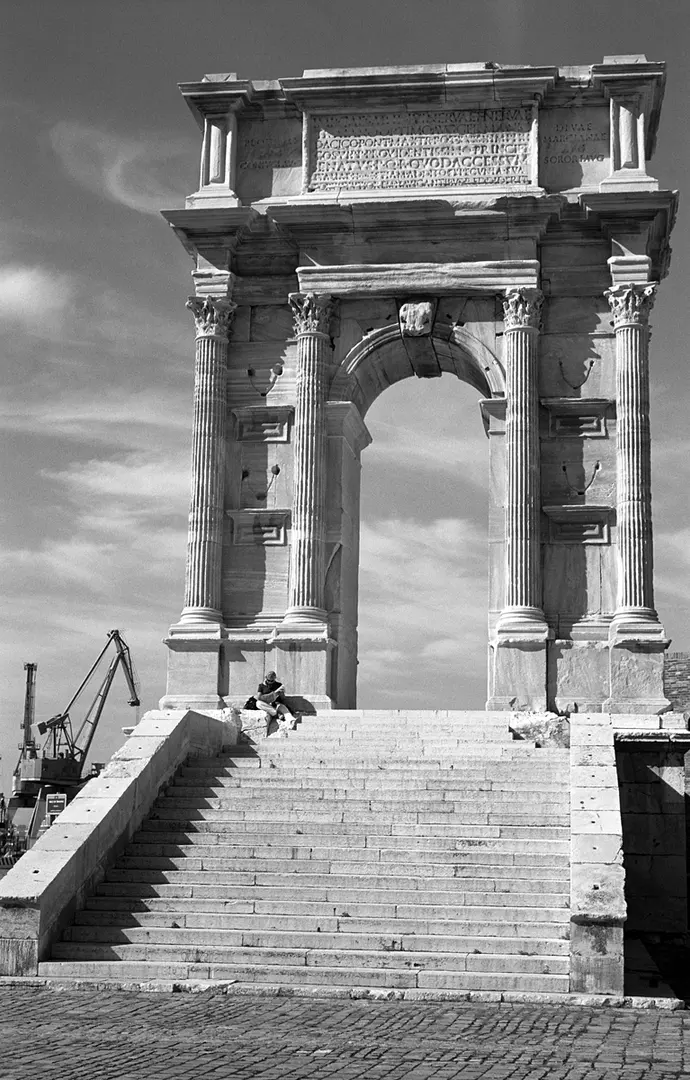 Arco di Traiano