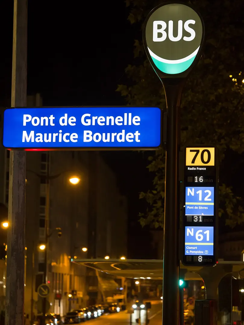 Pont de Grenelle - Cadets de Saumur